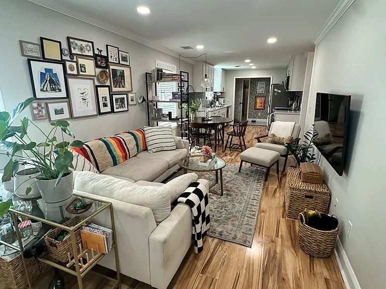 642 E Park Ave — Photo 2