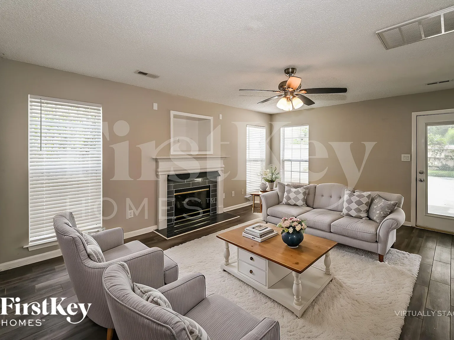 3 bed, 2.5 bath, 1782 sqft, $1,910 — Photo 4