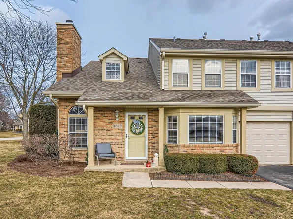 3033 Anton Cir, Aurora, IL 60504