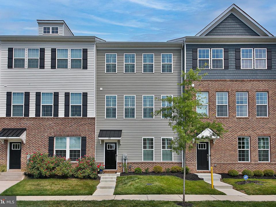 1st image of 111 Smithworks Blvd #6