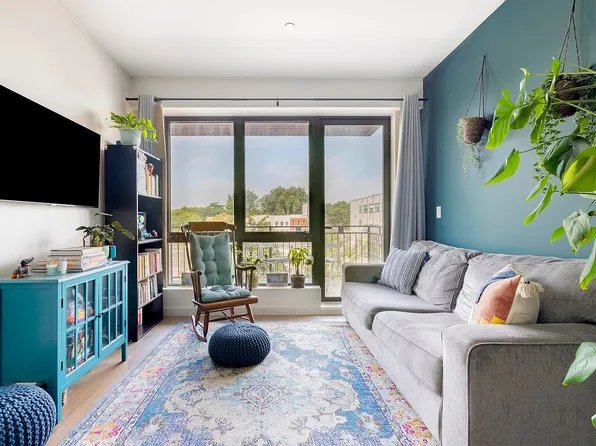 116 Covert St #3A, Brooklyn, NY 11207