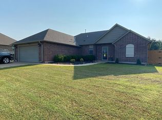 12195 Hidden Run Rd, Guthrie, OK 73044