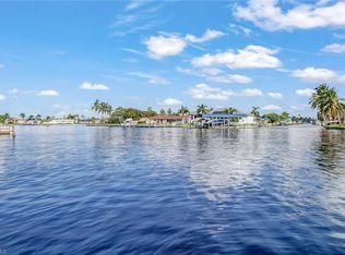 445 Bayshore Dr, Cape Coral, FL 33904