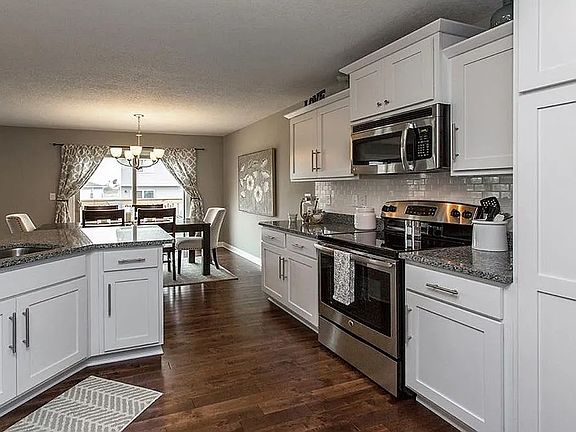 4th image of 2460 SE Stone Prairie Dr
