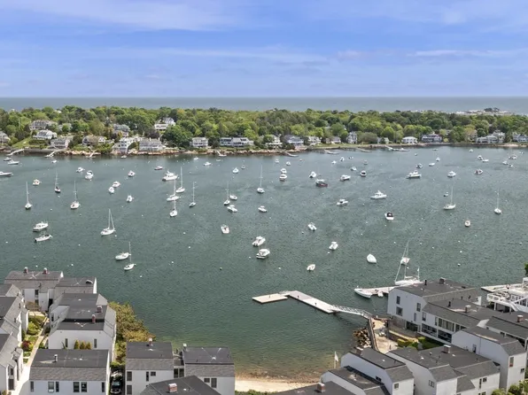 5 Independence Way APT C, Marblehead, MA 01945
