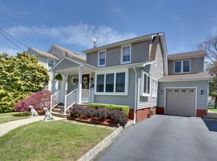 97 Therese Ave, Keyport, NJ 07735