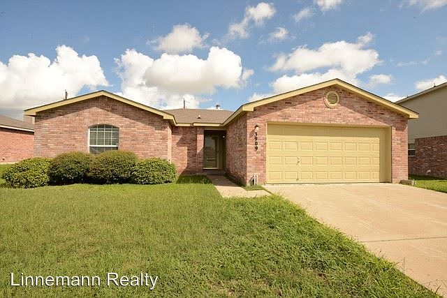 1st image of 3909 Thunder Creek Dr