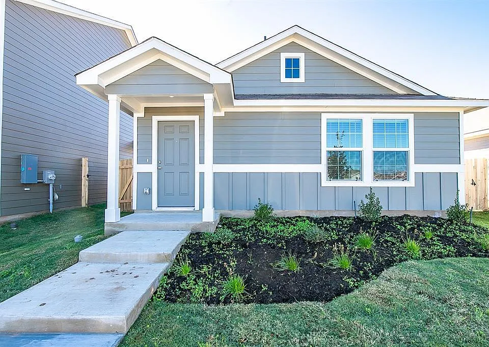 1133 Largemouth Ln