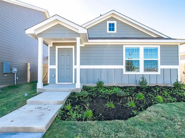1133 Largemouth Ln, Bastrop, TX 78602