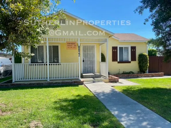 8822 Walker St, Cypress, CA 90630
