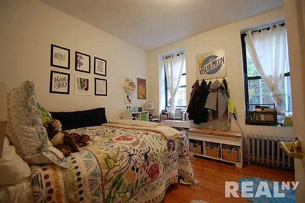 Rented by REAL New York | media 8