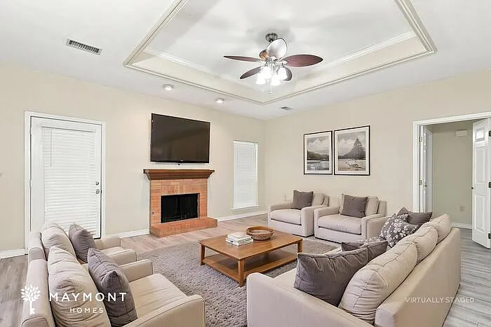 3 bed, 2.0 bath, 1450 sqft, $1,895 — Photo 4
