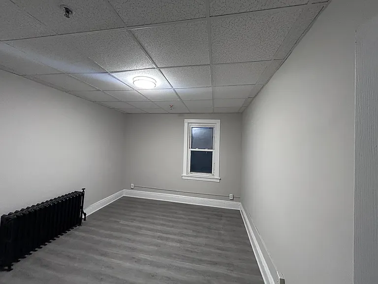 2512 Central Ave #4 — Photo 8