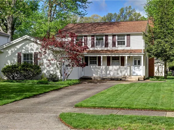 4840 W 228th St, Fairview Park, OH 44126