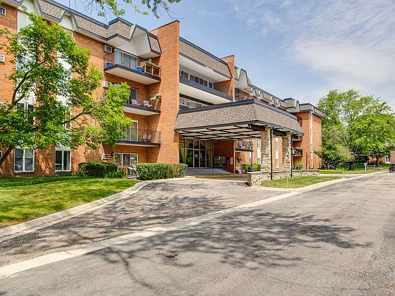 4225 Saratoga Ave Downers Grove, IL, 60515 - Apartments for Rent | Zillow