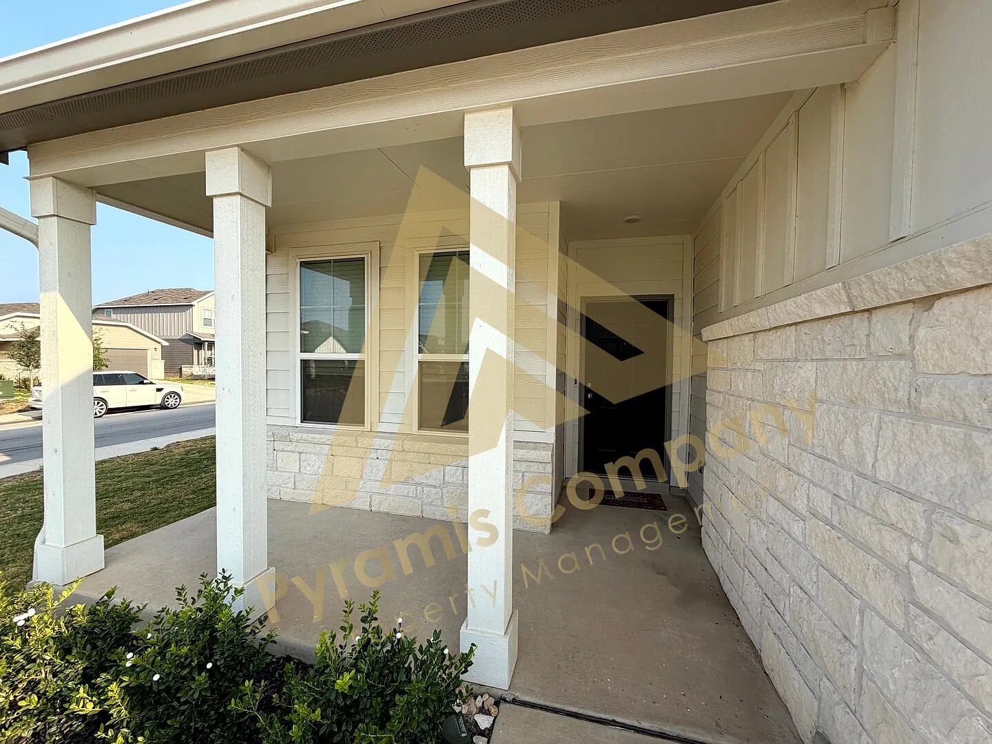 Biz12059 — Photo 4