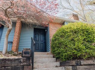 1195 Minhinette Dr APT G, Roswell, GA