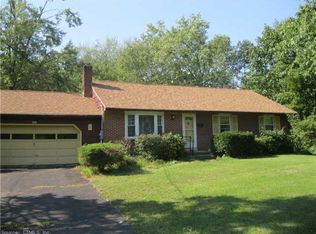 669 Dogwood Dr, Cheshire, CT 06410
