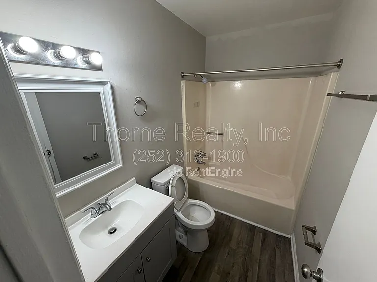 2257 Sherwood Ave — Photo 19