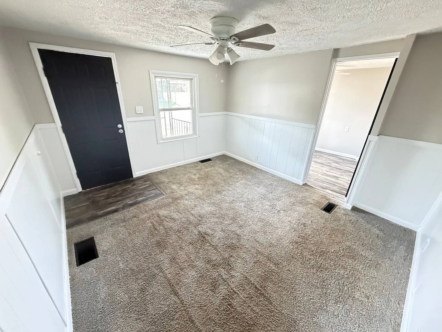 3 bed, 1.0 bath, $1,250 — Photo 4