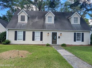 5190 Shirlwood Dr, Jackson, MS 39211