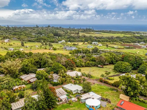720 Mopua St, Haiku, HI 96708