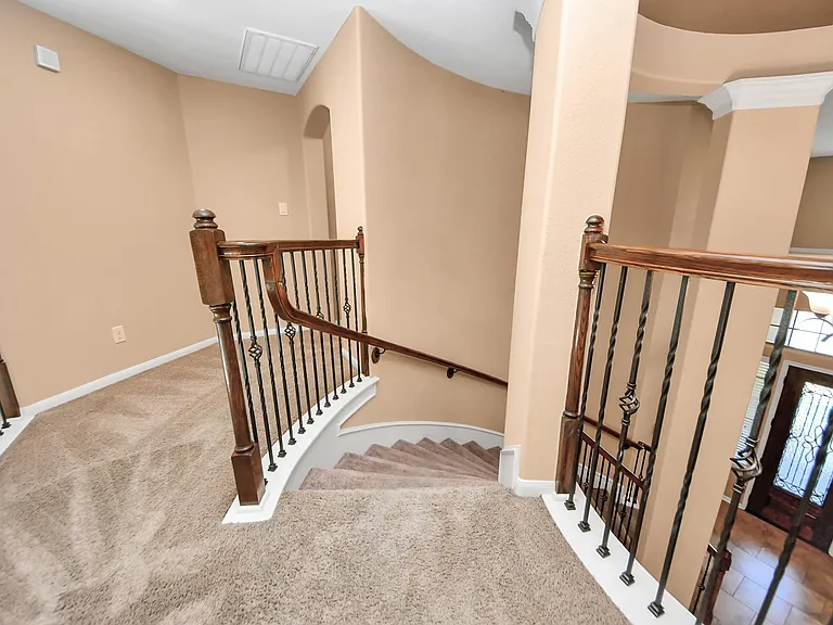 9427 Sapphire Bay Ln — Photo 33