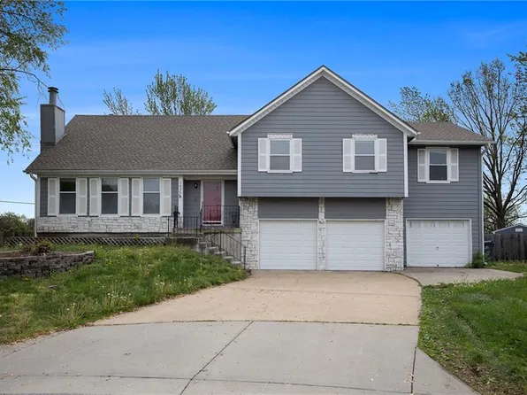 1436 N Hunter Dr, Olathe, KS 66061