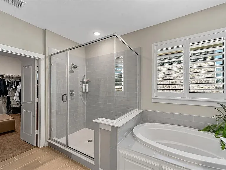 1266 Ocean Breeze Dr — Photo 14