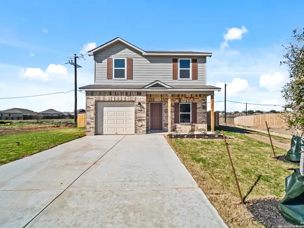 7723 Stud Dr, Elmendorf, TX 78112