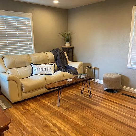 324 E Rockwell Ave — Photo 1