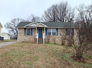 329 Donna Dr, Clarksville, TN 37042