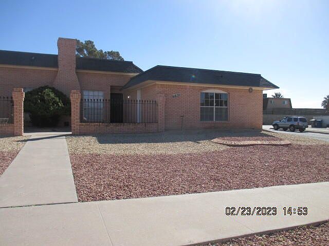 1st image of 6631 Escondido Dr