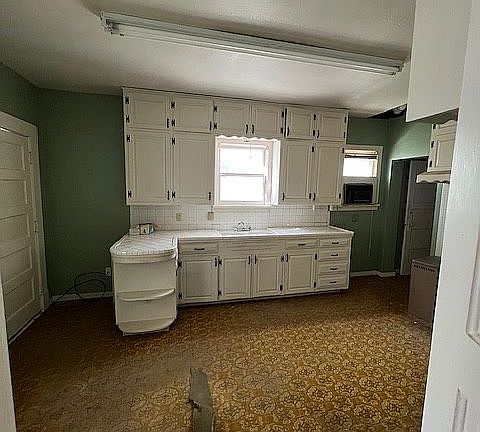 5th image of 5615 Mahaney Pl