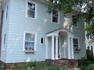 111 Rutherglen Ave, Providence, RI 02907