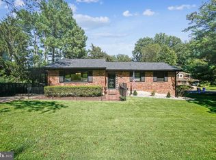 7200 Masonville Dr, Annandale, VA 22003