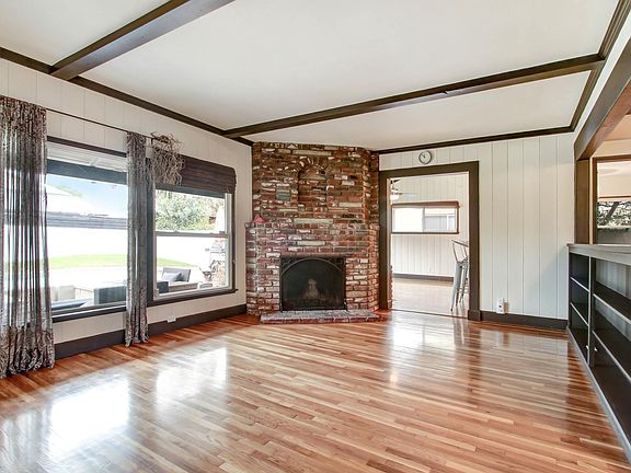 4th image of 6706 Sunnyslope Ave