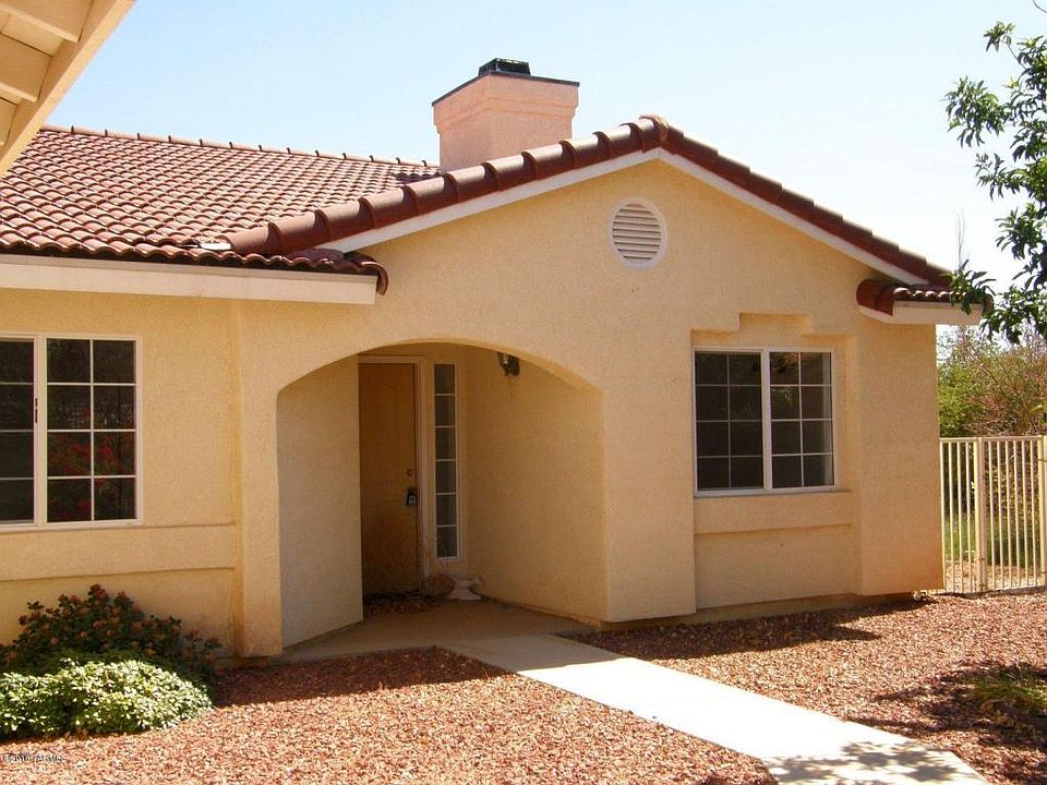 1st image of 455 N Ironwood Cir
