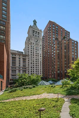 Sold by Compass | media 25