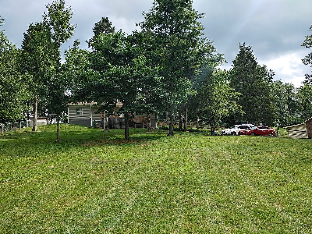 220 Dogwood Dr, Radcliff, KY 40160 Zillow