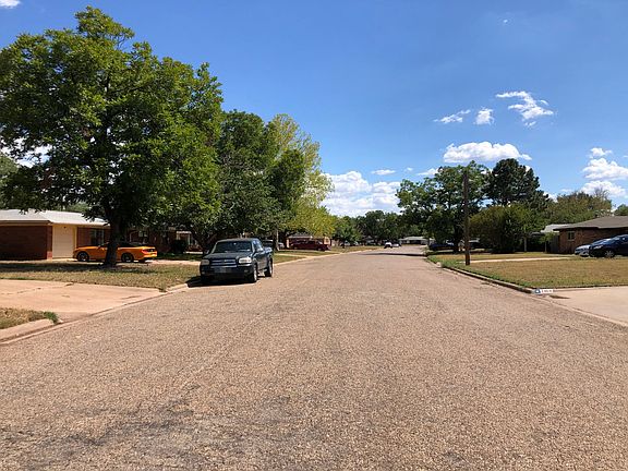 4th image of 1481 Rosewood Dr