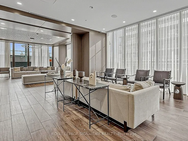 70 Annie Craig Dr #1 — Photo 26