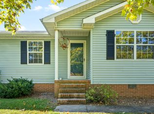 3615 Stone Valley Dr, Hopkinsville, KY 42240