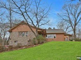 23 Armour Rd, Mahwah, NJ 07430