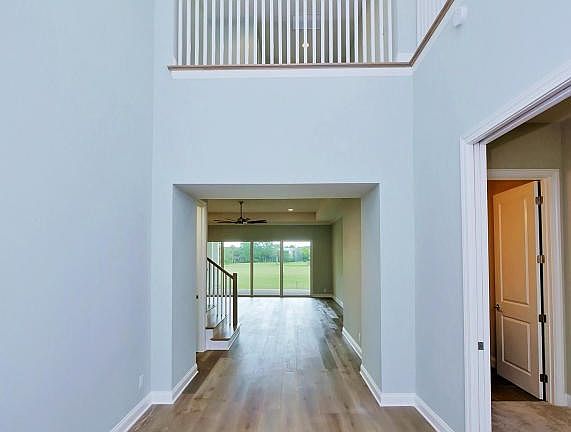2 Story Front Entry Hall