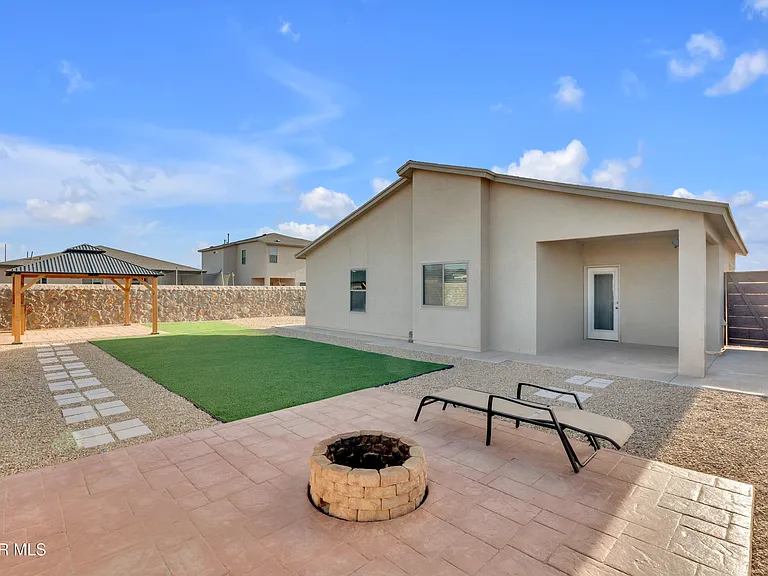 11352 Hidalgo Dr — Photo 38