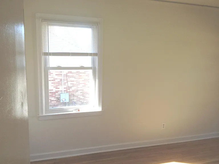 1639 Adelia Pl NE — Photo 7