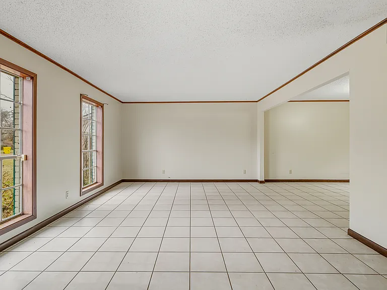 103 Pecan Bayou Dr — Photo 2