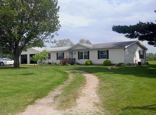 18915 2c Rd, Walkerton, IN 46574