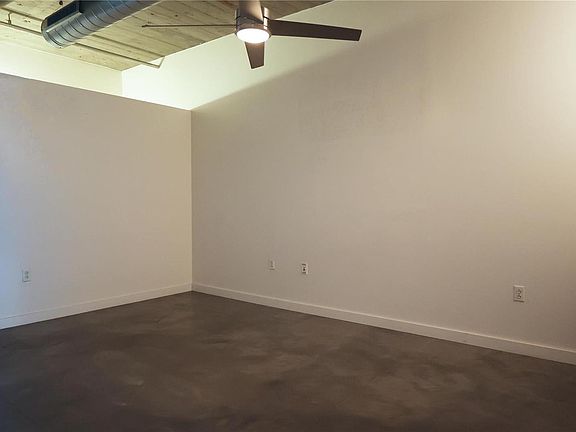 4th image of 1635 Washington Ave APT 712